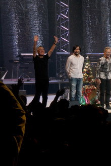 Super Live 2020 - Rainbow Finger Dancin' - Christmas Special