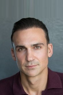 Photo of Henry Lloyd-Hughes