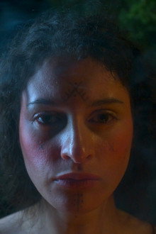 La mujer de los nudos (The Woman of the Knots)