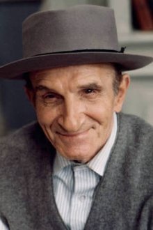 Photo of Leonard Barr