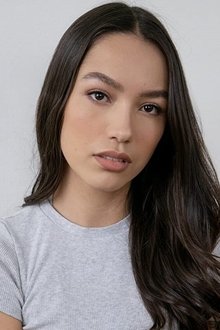 Photo of Jasmine Vega