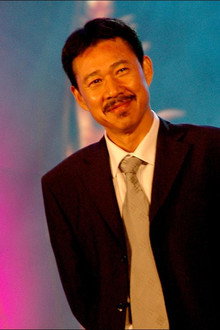 张丰毅