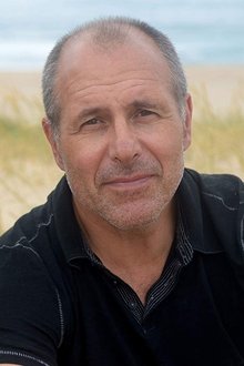 Photo of Simon Crane