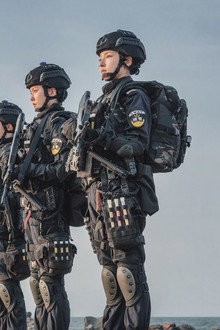 女特警