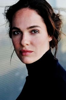 Verena Altenberger profile picture