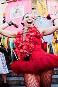 A Verdadeira História da Bailarina de Vermelho