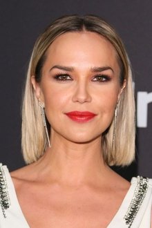 Photo of Arielle Kebbel