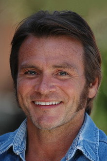 Photo of Douglas Bennett