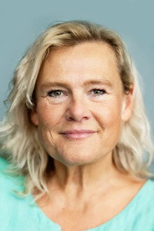 Photo of Ella Kenion