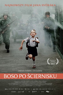 Boso po ściernisku