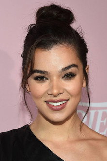 Photo of Hailee Steinfeld