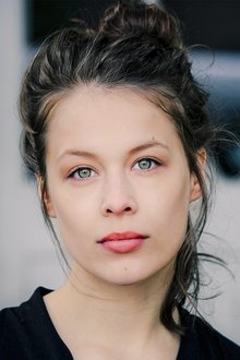 Photo of Paula Beer