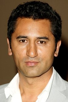 Photo of Cliff Curtis