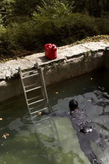 Il faut regarder le feu ou brûler dedans