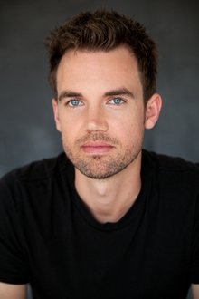 Photo of Tyler Hilton