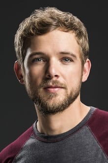 Photo of Max Thieriot