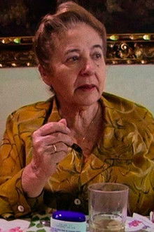 Lots-of-Kids,-a-Monkey-and-a-Castle