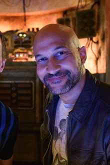 Star Wars: Galaxy's Edge - Adventure Awaits