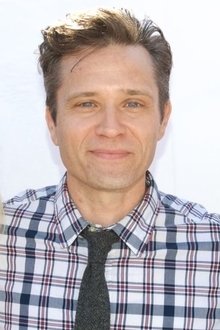 Photo of Seamus Dever