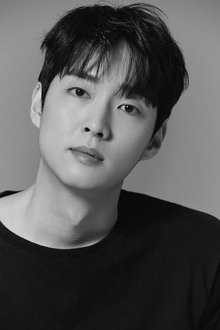 Photo of Kang Yeong Seok