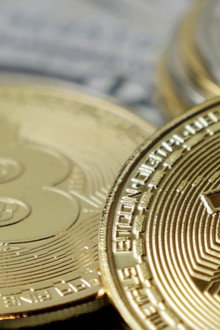The Bitcoin Dilemma - The Past, Present & Future of Cryptocurrencies