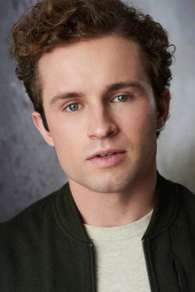 Photo of Sean Giambrone