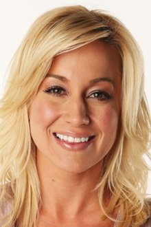Photo of Kellie Pickler