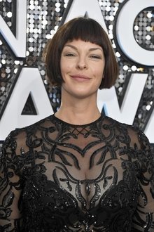 Photo of Pollyanna McIntosh