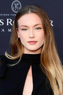 Chloe Rose Robertson