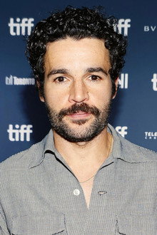 Photo of Christopher Abbott