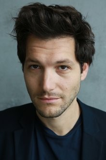 Photo of Jeff Wilbusch