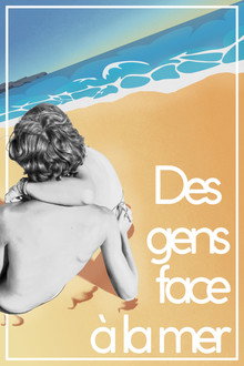 Des gens face à la mer