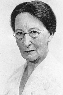 Photo of Nora Cecil