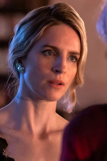 A Murder at the End of the World - Season 1