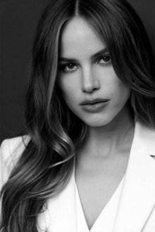Photo of Halston Sage