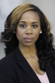 Photo of Nicole Collins