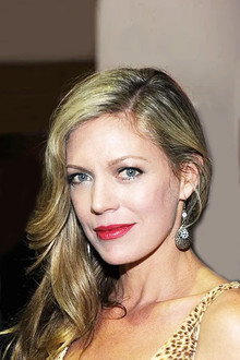 Photo of Leilani Sarelle