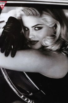 Edenquest: Anna Nicole Smith