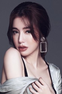 Photo of Elly Trần