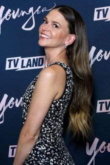 Photo of Sutton Foster