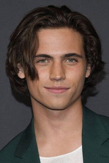 Photo of Tanner Buchanan