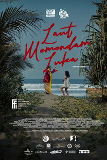 Laut Memendam Luka