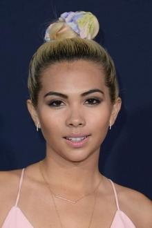 Hayley Kiyoko profile picture