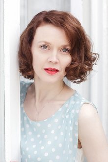 Photo of Simone Kirby