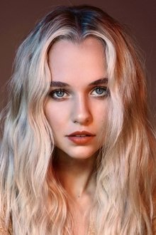 Photo of Madison Iseman