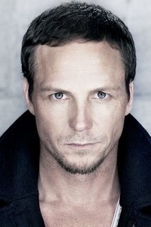 Photo of Jason Wiles