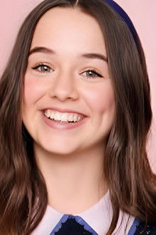 Photo of Eden Stephens