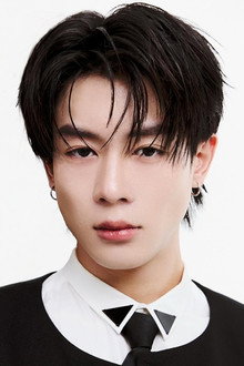 ชยภัค ตันประยูร