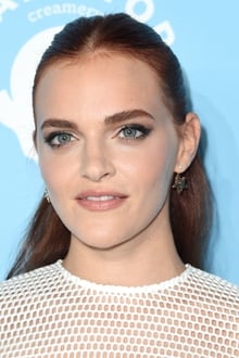 Photo of Madeline Brewer