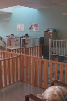 Bébés placés, la vie devant eux
